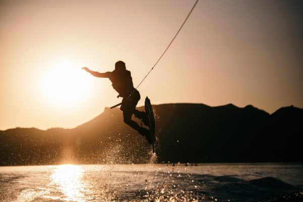 luke-bender-TzHl80vMzdk-unsplash